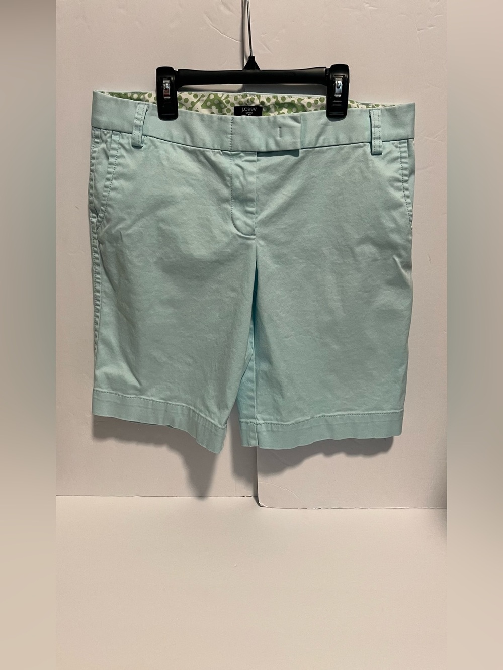Women’s J. CREW STRETCH 10” Mint Green Mid- Rise Chino Bermuda Shorts Size 10